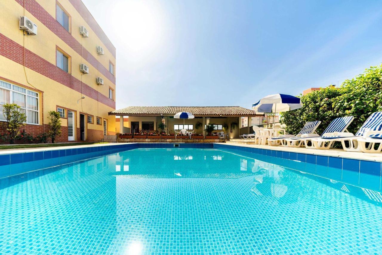Itapetinga Hotel 阿蒂巴亚 外观 照片