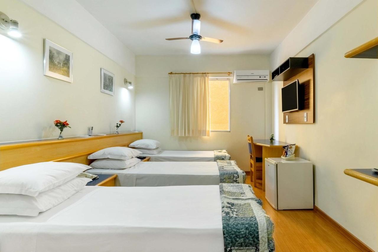 Itapetinga Hotel 阿蒂巴亚 外观 照片